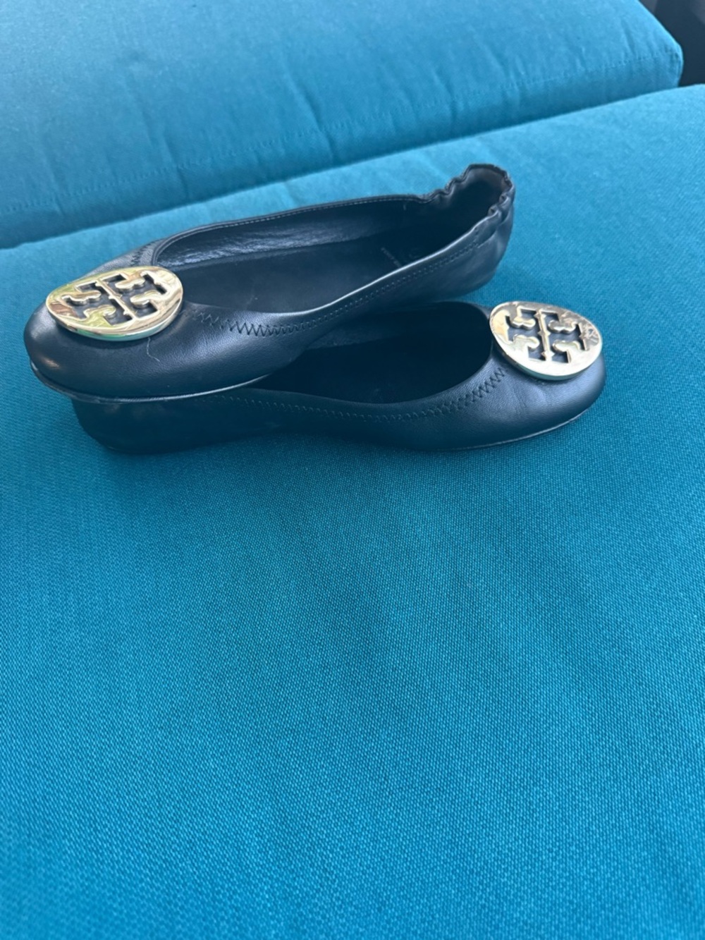 Tory Burch Black Leather Ballet Flats with Gold Logo Emblem - Picture 6 of 9